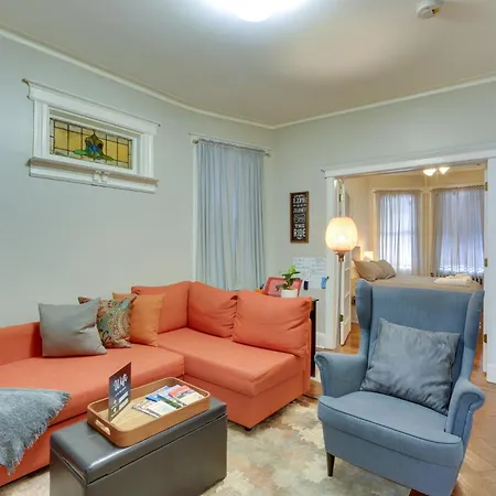 Jersey City Apartment Near Liberty State Park